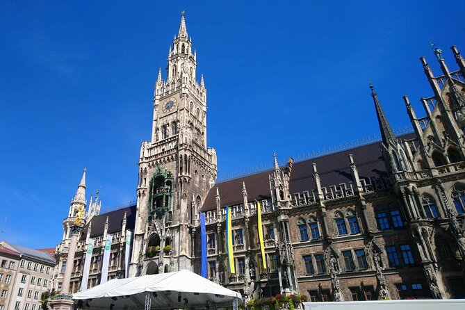 Best of Munich Electric Bike Tour - Siegestor and Odeonsplatz: memorial architecture and the 1923 Beer Hall Putsch