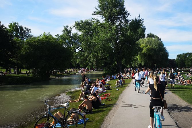Classic Mike's Bike Tour daily @ 11.30 incl Beer Garden & Surfers - Scenic ride along the Isar, then back across to the tour’s finishing zone