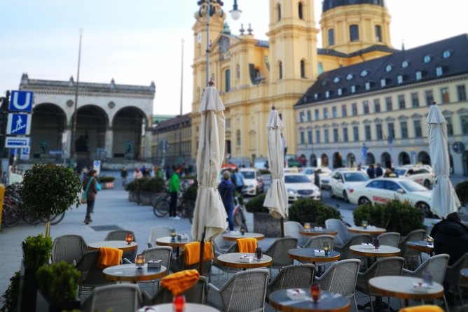 Classic Mike's Bike Tour daily @ 11.30 incl Beer Garden & Surfers - Platzl, Hofgarten, and the power story behind Munich’s landmarks