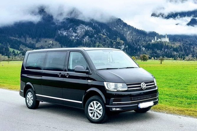 Comfort Mini-Van & Professional and FRiENDLY Guide: CUSTOMIZED 1-DAY TOUR from Munich - Austria time: Innsbruck, Swarovski Crystal Worlds, and Salzburg city pacing