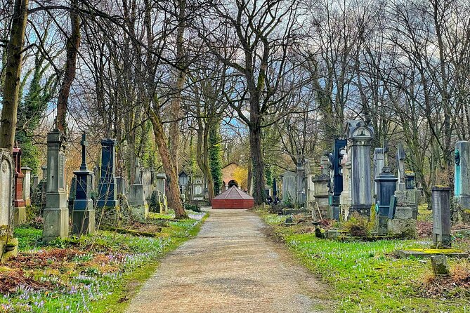 Death and Chocolate: Walking Tour of Munich's Old South Cemetery - Key points to know before you go