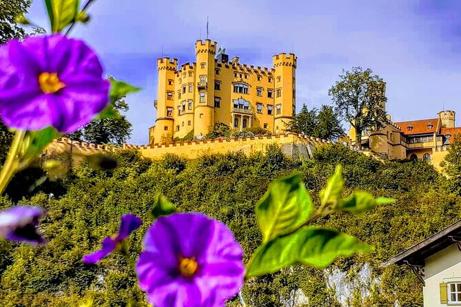EXCLUSIVE 3 Royal Castle SKIP-THE LINE Tour of Neuschwanstein + Linderhof + Hohenschwangau from Munich - Marienbrücke and Pöllat Waterfall, Photo Stops With Real Conditions