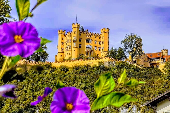 EXCLUSiVE SKIP-THE-CROWDS Neuschwanstein and Linderhof Castle Tour from Munich INCL. TICKETS - Inside Neuschwanstein: guided time, self-walk time, and those 346 stairs