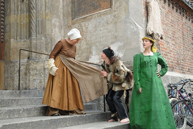 Executioners, whores, witches with drama - Where Karlstor Fits Into the Story (and Why the Meeting Point Helps)