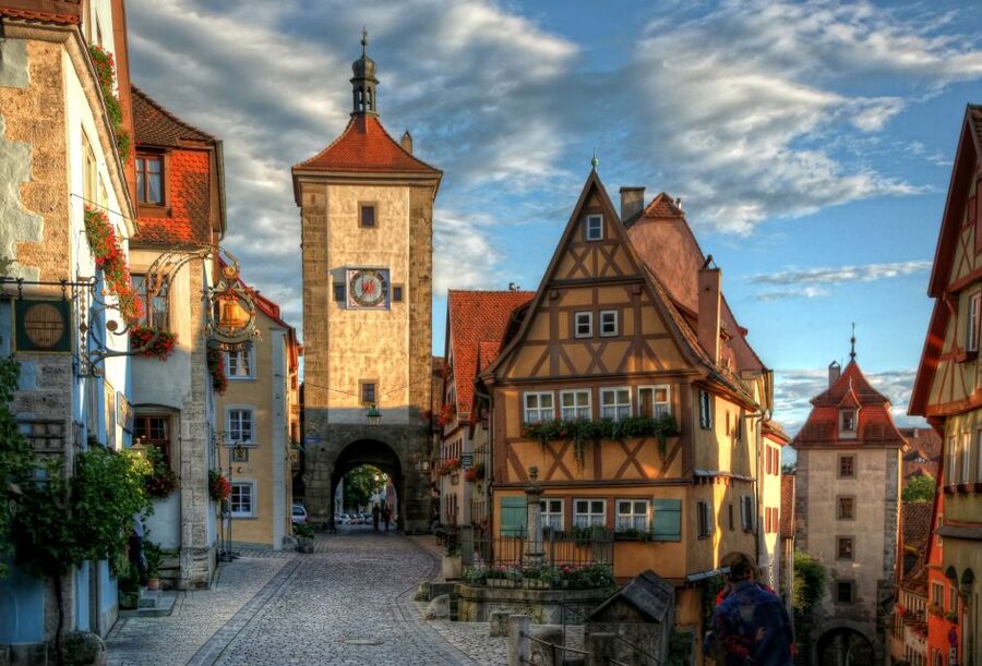 From Frankfurt: Rothenburg ob der Tauber Wine Tour - Who should book this Rothenburg wine tour from Frankfurt?