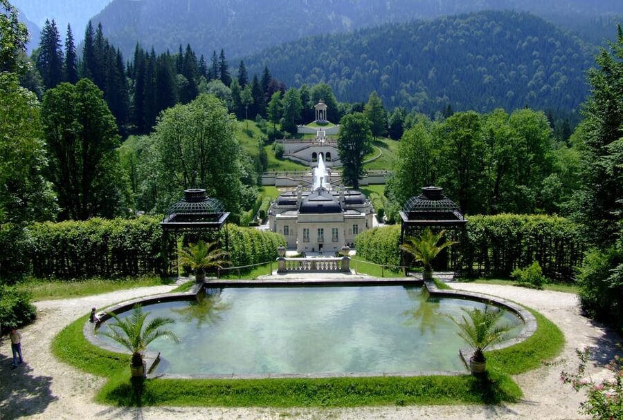 From Füssen: Neuschwanstein & Linderhof Castles Private Tour - The ride back by horse-drawn carriage, when it runs