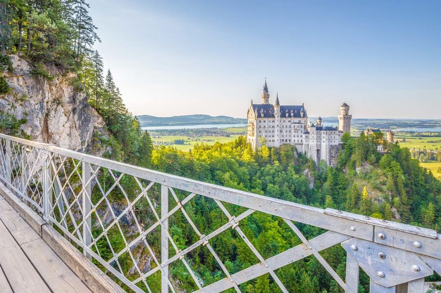 From Hohenschwangau: Tour to Neuschwanstein Castle - The Descent Back to Hohenschwangau: Horse Carriage When Running