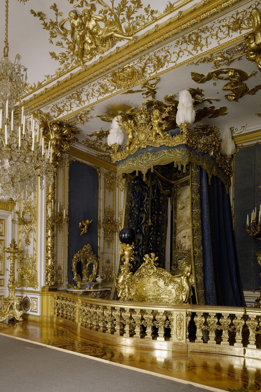 From Munich: Herrenchiemsee Palace and Boat Trip Day-Tour - From Munich to the lake, with set ride segments that actually help