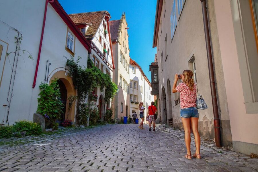 From Munich: Rothenburg and Nördlinger Ries Day Trip by Bus - Hallertau hop country on the way back: a different Bavaria