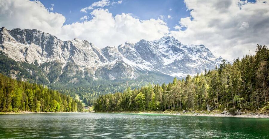 From Munich: Zugspitze Mountain Van Tour with Garmisch Town - Why Zugspitze Feels Like More Than a One-Stop Summit Day