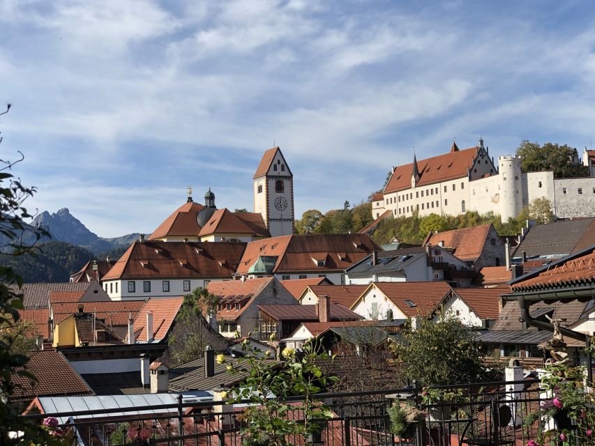 Füssen: Old Town Guided Walking Tour in German - Quick hits