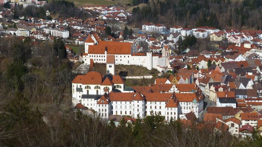 Füssen: Private Guided Walking Tour - Füssen on Foot: Why This 90-Minute Walk Works