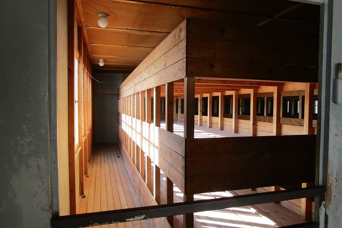 Half-Day Private Dachau Concentration Camp Tour From Munich - Inside Dachau: what 3 focused hours should feel like