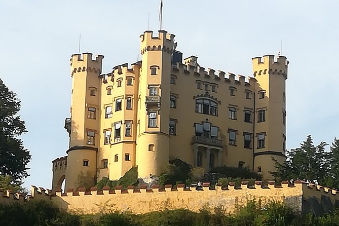 Half day tour private from Munich to Neuschwanstein Castle - Neuschwanstein Castle and Marienbrücke: How the 35 Minutes Inside Really Feels