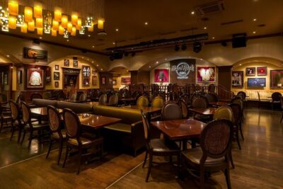 Hard Rock Cafe Munich with Set Lunch or Dinner
