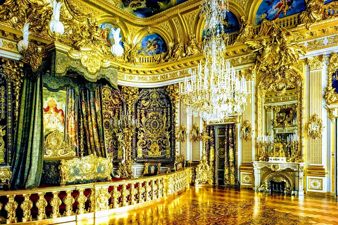 Herrenchiemsee Palace EXCLUSIVE Lake Chiemsee Tour with Salzburg or EAGLE'S NEST from Munich - Fraueninsel: 1,000-Year-Old Church Time and a Microbrewery Stop