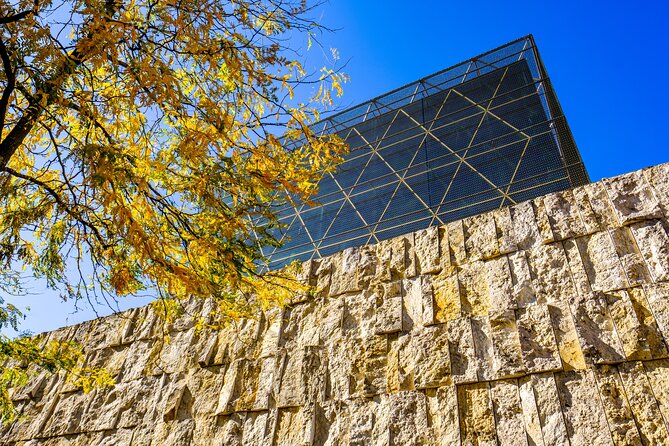 Jewish Museum & Jewish Quarter Guided Tour with Tickets - Private Transfers, the 4-Hour Option, and What You Gain by Paying More
