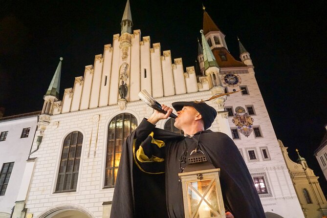 Medieval city tour with night watchman in Munich in German - Price and value for a 90-minute small-group night walk