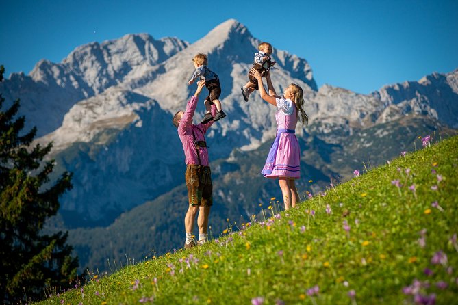 Mountain Top Photo Session - Meeting at Eckbauerbahn: what to expect right away