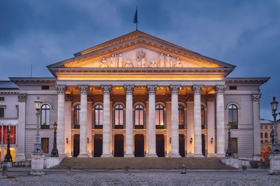 Mozart and German Composers Private Tour in Munich - St. Peter’s Church and the 13th-Century Choir Tradition
