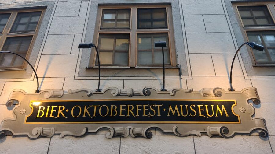 Munich: Bavarian Beer Walking Tour with Samples - Beer and Oktoberfest Museum: Brewing, Beer Barons, and Medieval Serving