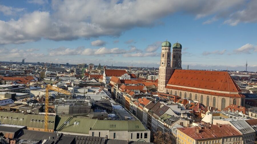 Munich: Bavarian Beer Walking Tour with Samples - The Guide Factor: Paul, Freya, and Why Tone Matters