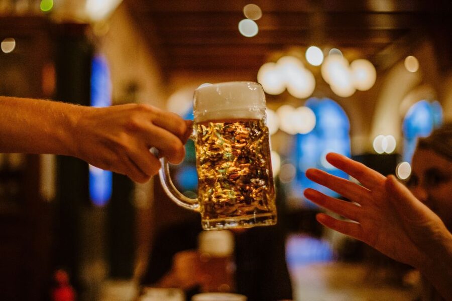 Munich: Beer and Food Tour with Dinner & Oktoberfest Museum - Bavarian dinner at a reserved table: what you eat and how it fits