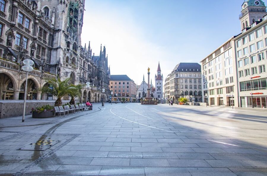 Munich: Capture the most Photogenic Spots with a Local - What to Bring for Better Photos and a Smoother Walk