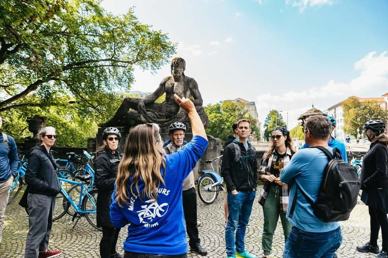 Munich: Classic Guided City Tour by Bike (English Tour Only) - A Munich highlights ride that actually feels like a trip, not a sprint