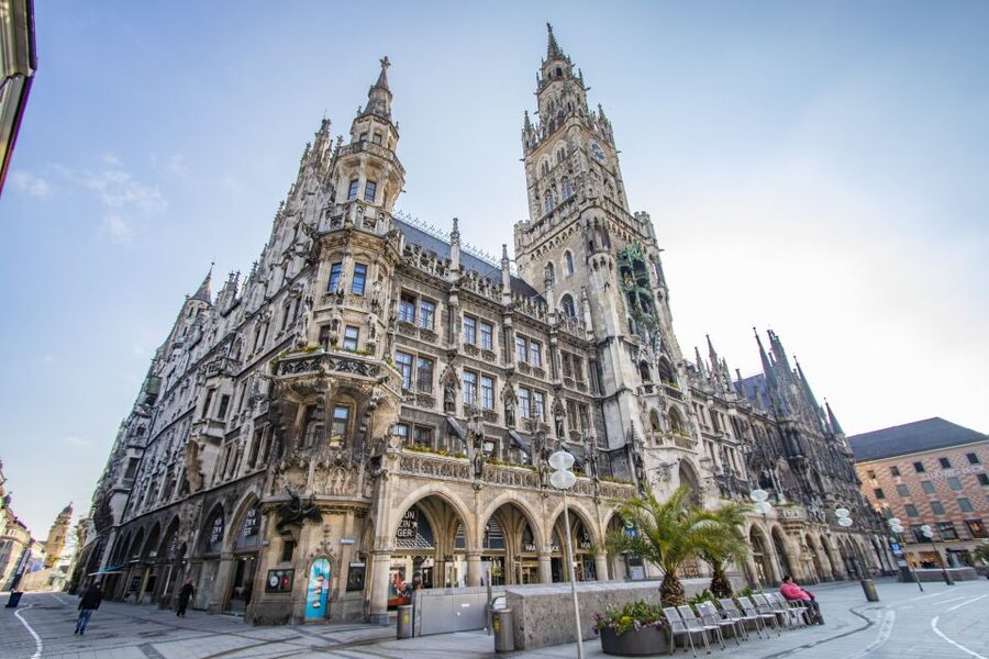 Munich: Express Walk with a Local in 90 minutes - Why an Express Munich Walk Gets You Oriented Fast