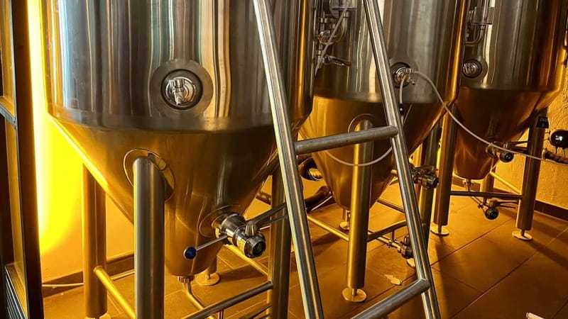 Munich: Guided Craft Beer & Cultural Tour With Snack - Beer tastings you can pace, and a simple way to enjoy them