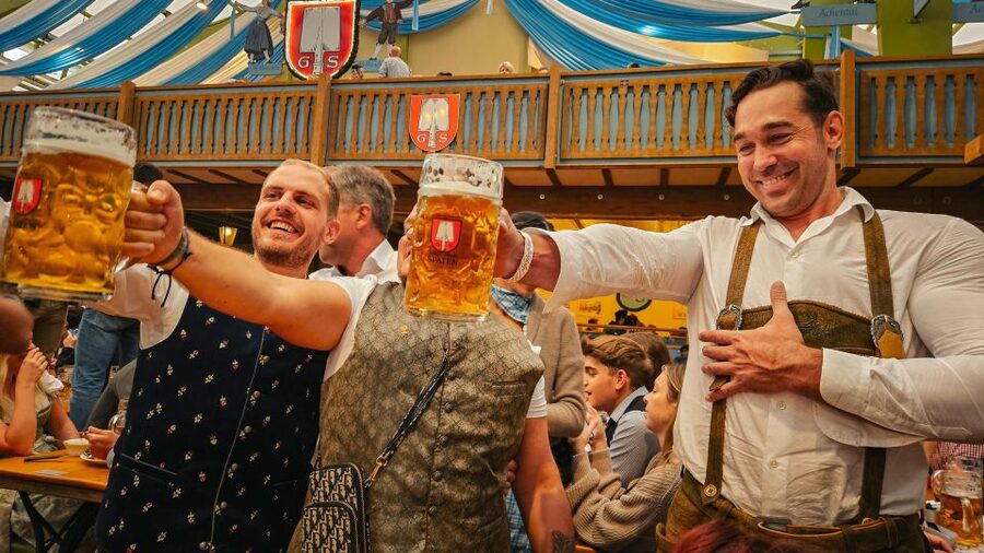 Munich: Guided Oktoberfest Experience with Beer and Lunch - Meeting at Westendstraße 12, and why that location matters