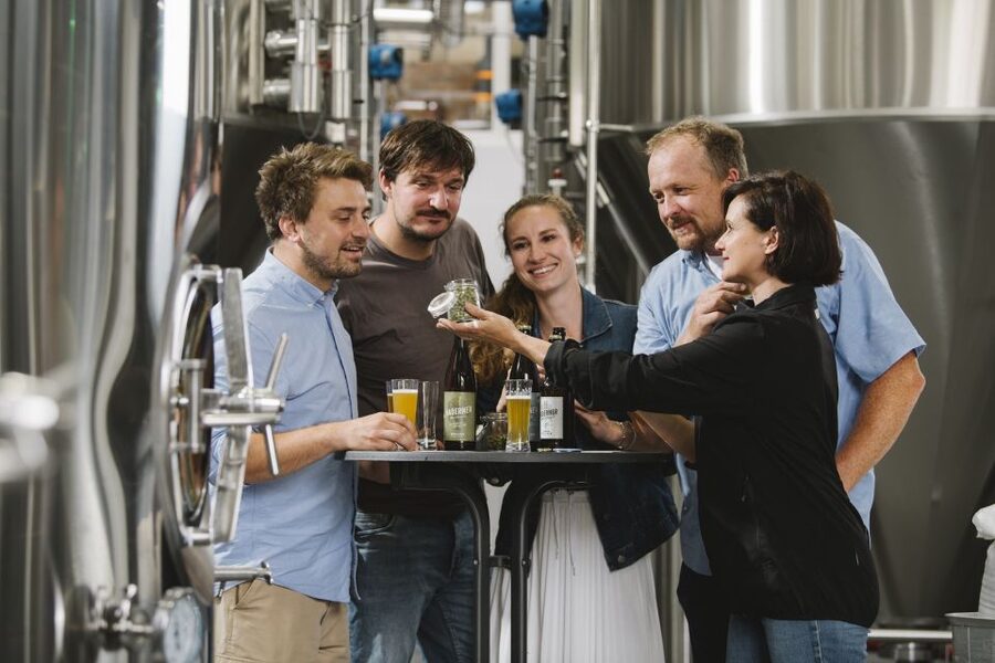 Munich: Hands-On Brewery Tour & Tasting of 4 Organic Beers - Inside the brewery, what you actually learn with the brew team