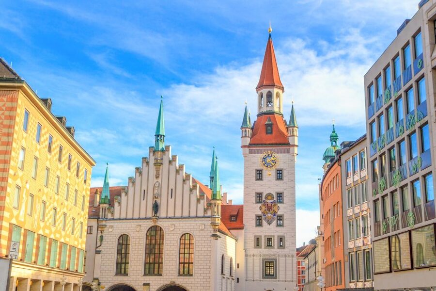 Munich Hop-On Hop-Off Tour: 1-Day or 2-Day Ticket - Timing and Season: When Each Route Runs in Real Life