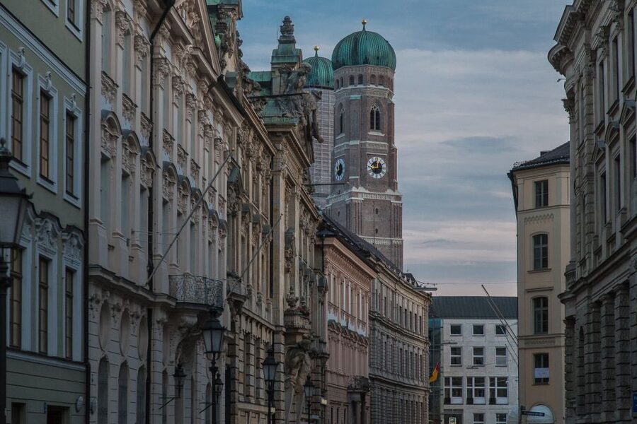 Munich - Illuminati & other Secret Societies, Tour in German - Old Academy and Michael’s Church, Where the Story Changes Pace