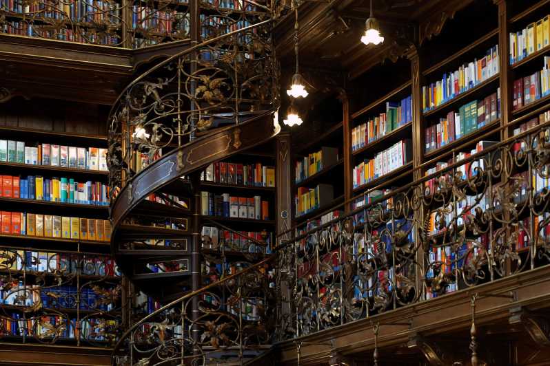 Munich: Law Library Guided Visit with Entry Tickets - Meeting Point at New Town Hall: How to Start Without Stress
