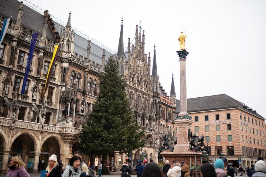 Munich: Old Town Culinary Tour - Key highlights you’ll feel right away