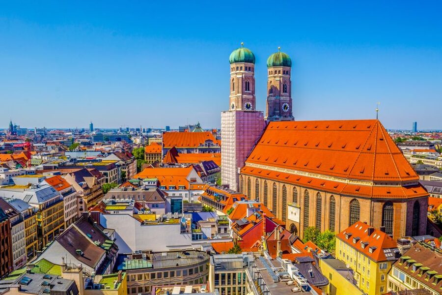 Munich: Old Town & Viktualienmarkt City Walk in German - Who this tour suits best (and who should rethink it)