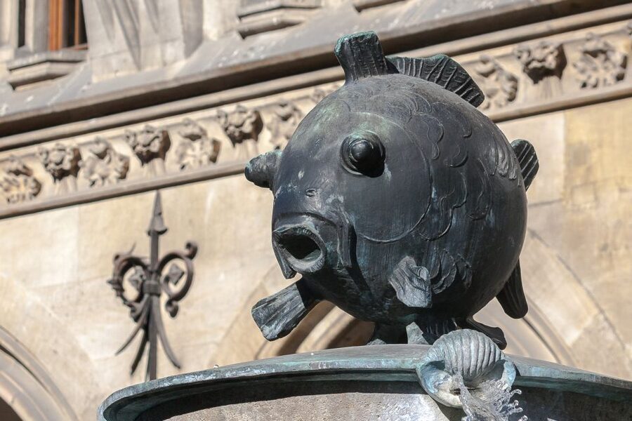 Munich: Places of Luck in Munich - Where you meet at Marienplatz, and how to start without stress