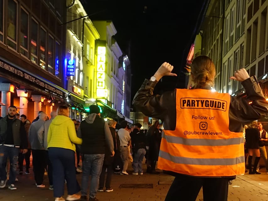 Munich: Private pub crawl with insider-guide & free shots - Final Bar Stop: Guaranteed Entry, and Why Flex Helps