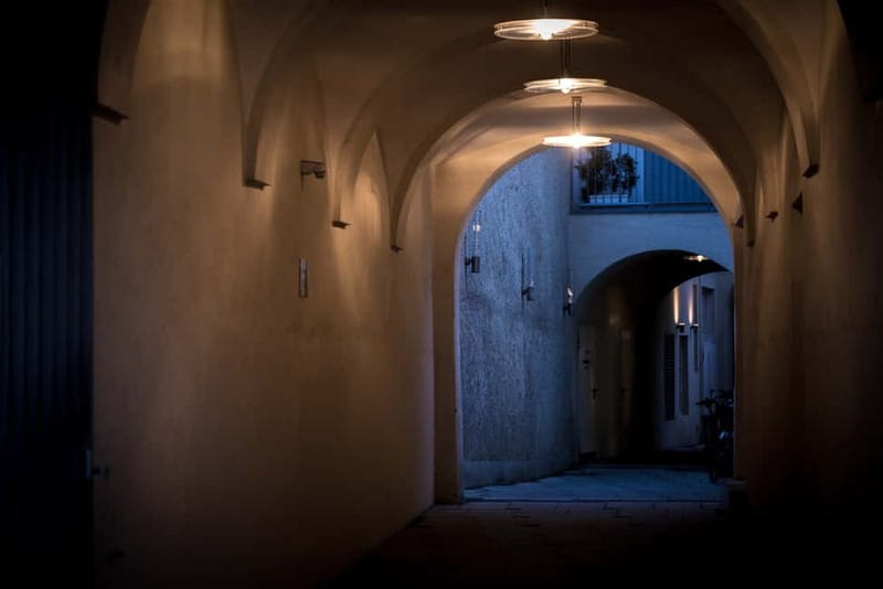 Munich: Raven Black Witches and Executioners Walking Tour - Where You Start: Frauenkirche, Right Between the Towers