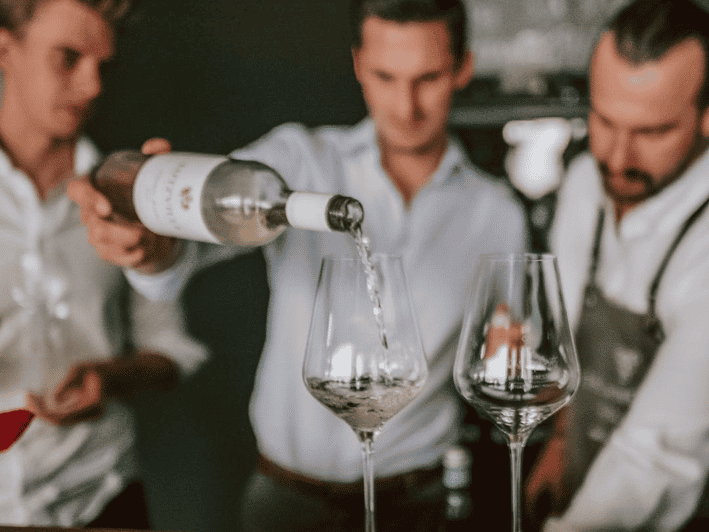 Munich: Romantic Wine Experience for Two at Viktualienmarkt - Who Should Book This Romantic Wine Experience