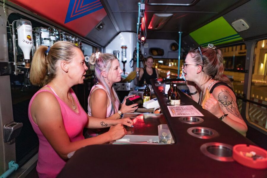 Munich's Original Pub Crawl - Who should book this pub crawl, and who should not