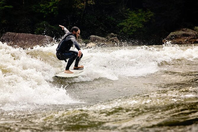 Munich: Surf Experience In Munich Eisbach River Wave -Germany - Munich’s Eisbach Wave: Surfing in the Middle of the City