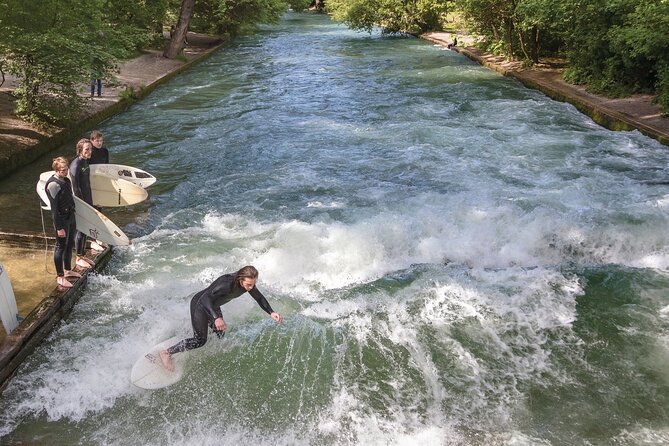 Munich: Surf Experience In Munich Eisbach River Wave -Germany - Stop 1: Riding the Eisbachwelle Standing Wave