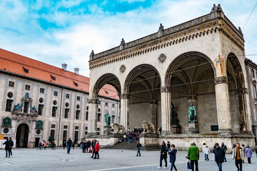 Munich: Third Reich Guided City Walking Tour - How the route stays understandable, even when the topic is hard