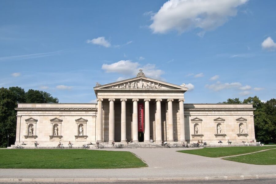 Munich: Third Reich & WWII Walking Tour - Why This Munich Walk Feels Different Than a Usual WWII Tour