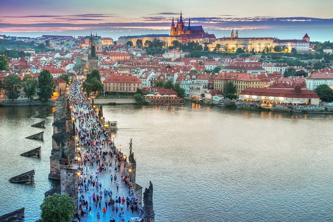 Munich to Prague - Private Transfer with 2 hours of Sightseeing - Comfort, Vehicle Size, and Luggage: The Small Stuff That Saves the Day