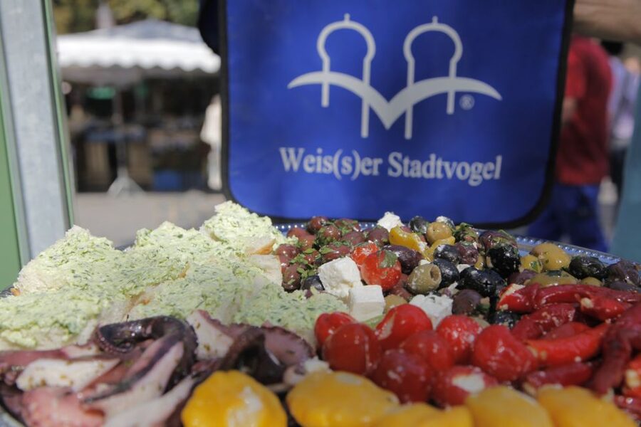 Munich: Viktualienmarkt Food Tasting Tour in German - Key Points to Know Before You Go