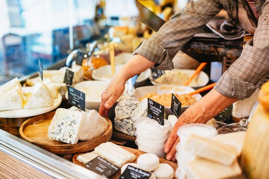 Munich: Viktualienmarkt Food Tour - Bavarian Hits: Weißwurst, Pretzels, and the Sausage Moment